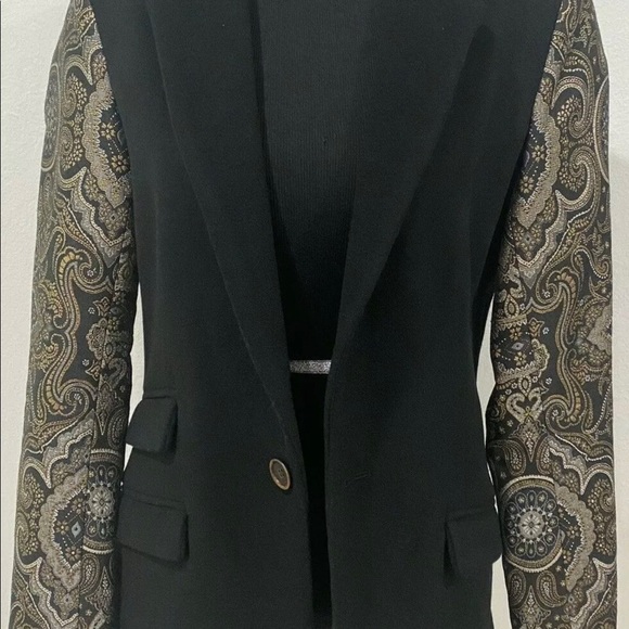 LAVEER Blazer women jackets Size 4 color blk & gold . 90% Wool 10% Nylon - Picture 8 of 17
